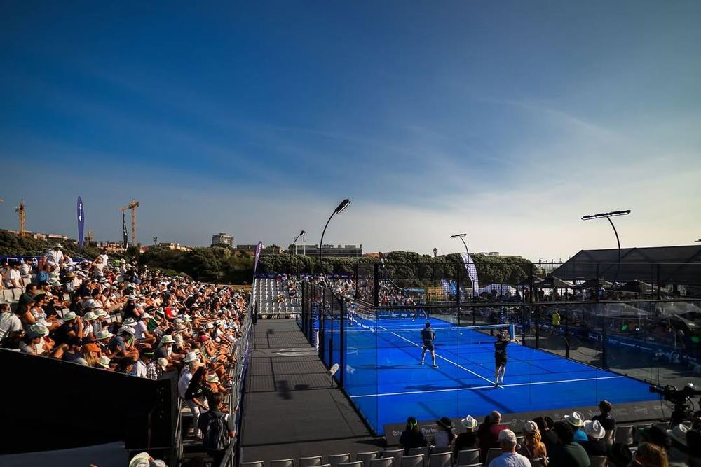 Pista de pádel PadelMagic instalada y lista para jugar