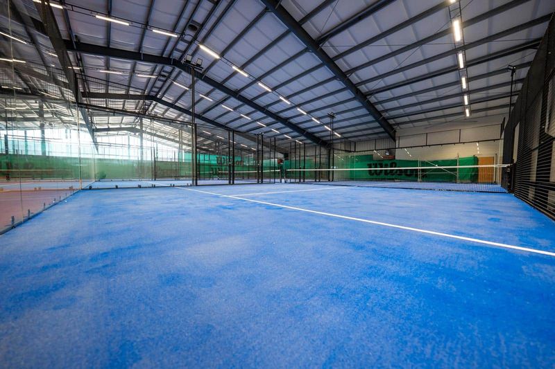 Padel Neride, Prague