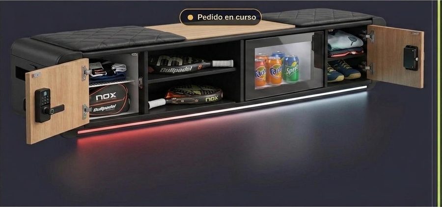 Banc connecté ouvert avec la commande du bar prête